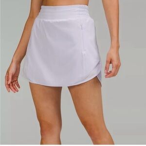 BNWT lululemon Hotty Hot HR Skirt long. Lilac. Size 14